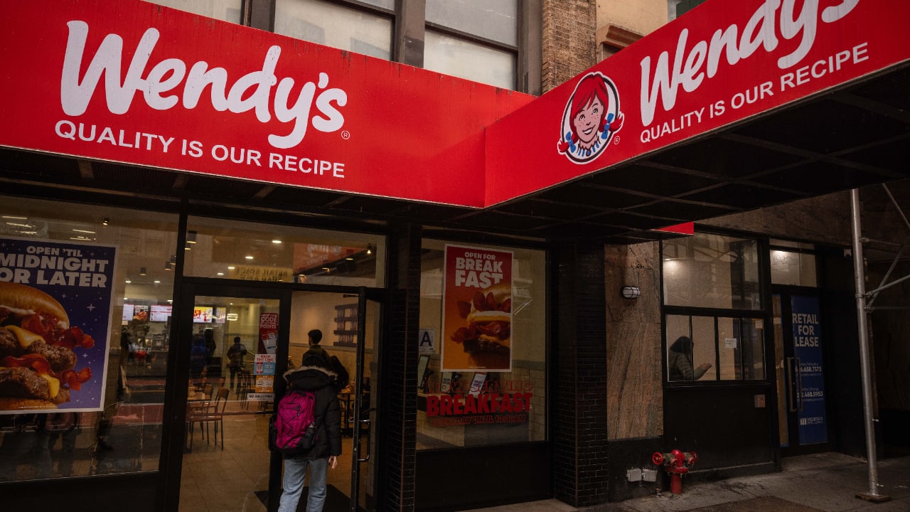 Wendy’s soars 42% after viral Reddit post leads to a meme trader rally