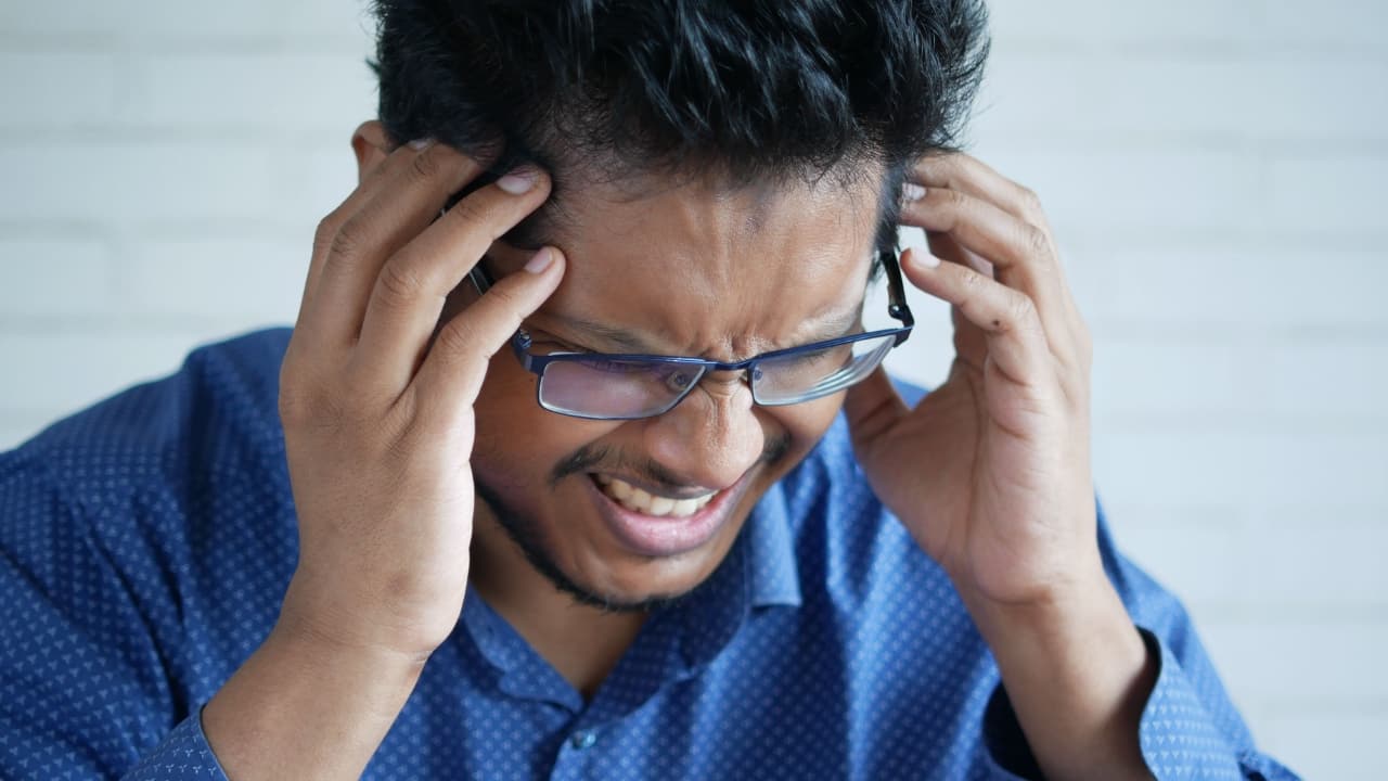 Cardiologist Links Chronic Stress and Fatigue to Rising Blood Pressure