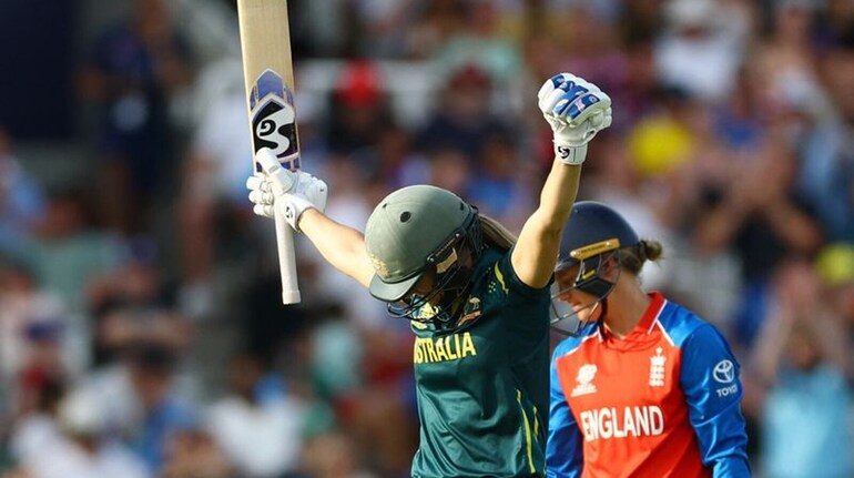 Australia dominate England to take women's T20 World Cup
