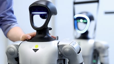 A camera continuously scans the field, while computer-vision software analyses the plants in front of the machine