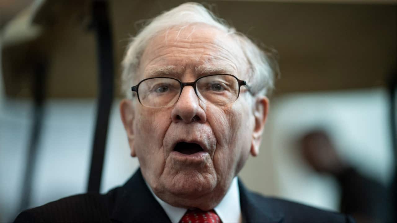 Warren Buffett credits success to being a 'white male' in US: Had confidence that I would be rich- Moneycontrol
