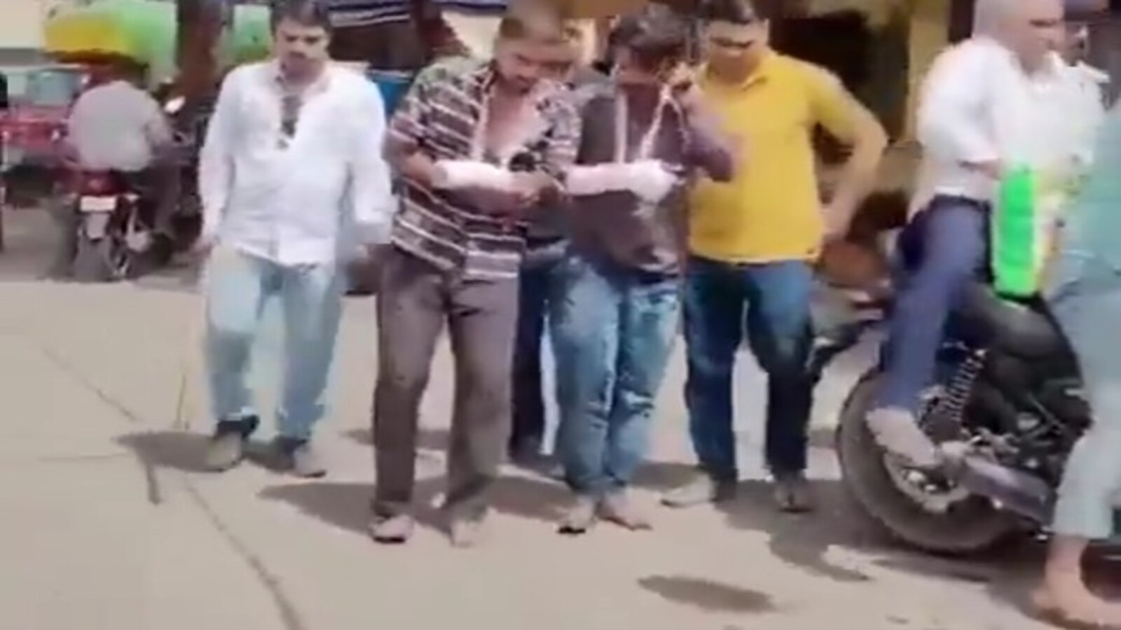Indore Police bandage drama caught on cam: Accused limping during public parade seen removing fake plaster in same video