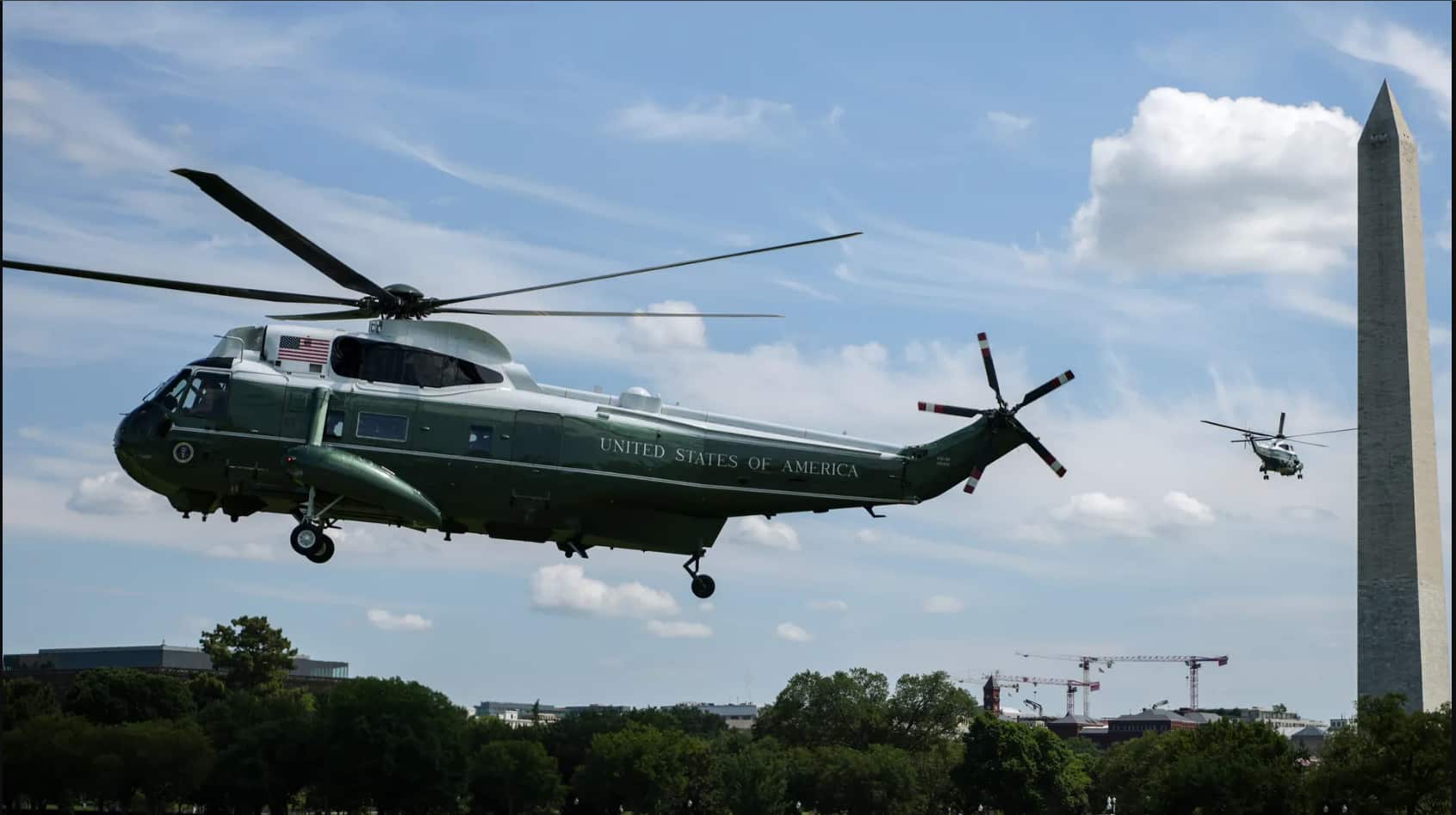 Trump's Marine One briefly too close to passenger jet, FAA launches probe