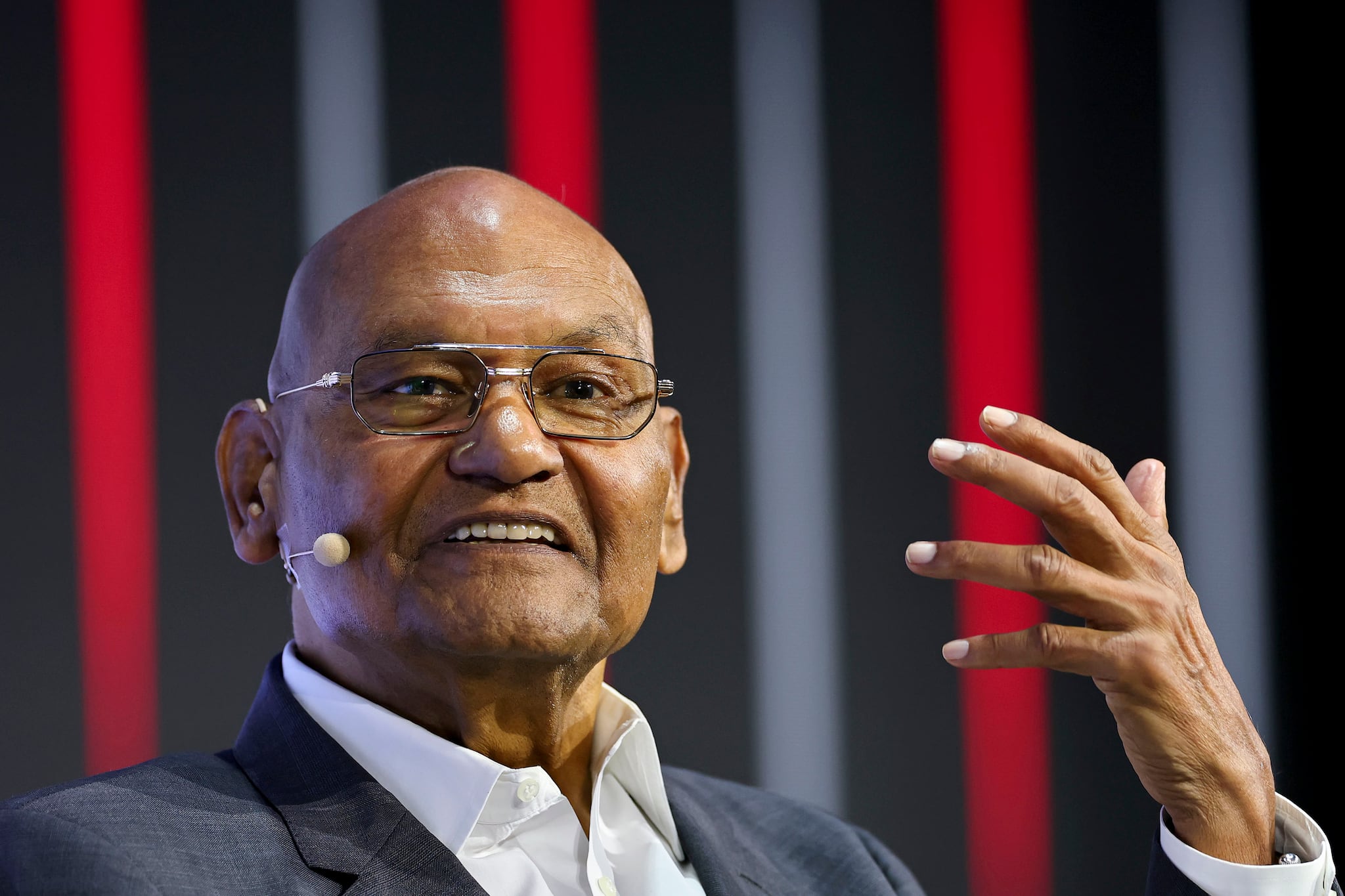 Vedanta Aluminium to raise ₹13,500 crore from Axis, HDFC, and ICICI Bank to refinance debt after business split