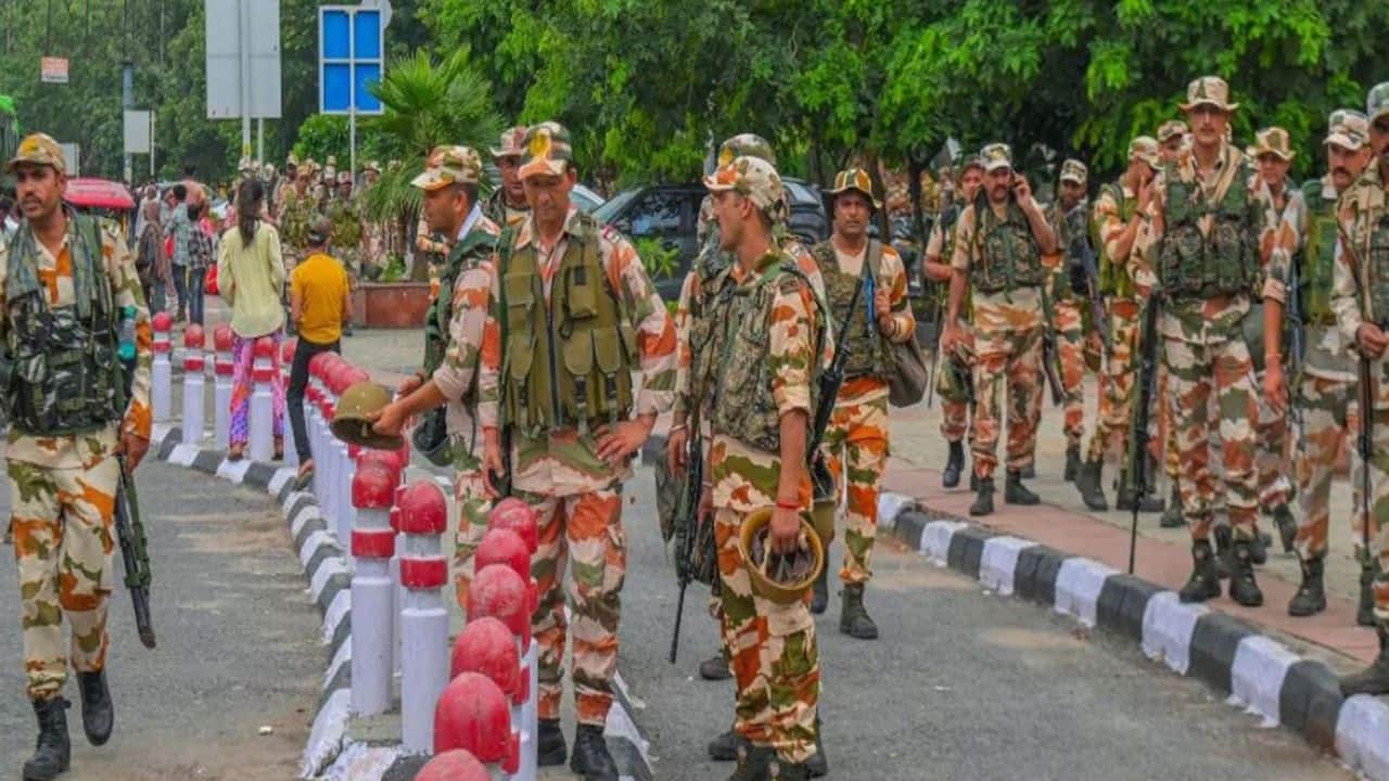 Delhi on high alert ahead of Independence Day; 12,000 police, 1,000 AI ...