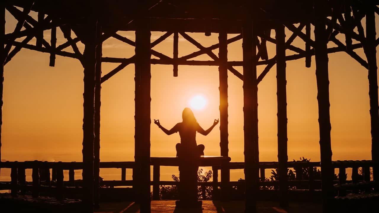 Sawan spiritual detox: 7 things to let go of for a lighter mind