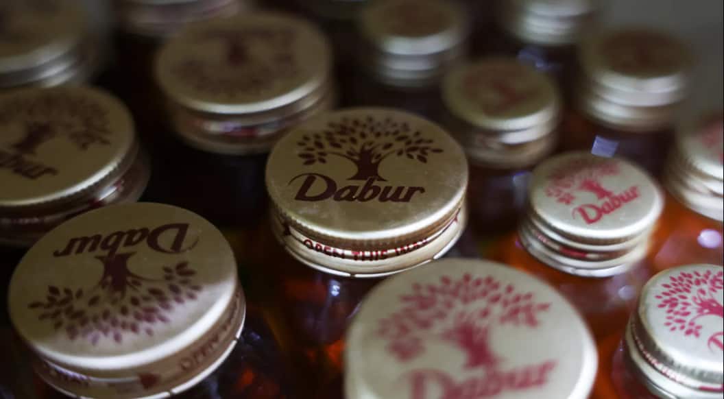 Dabur Challenges FSSAI Over '100%' Label Crackdown