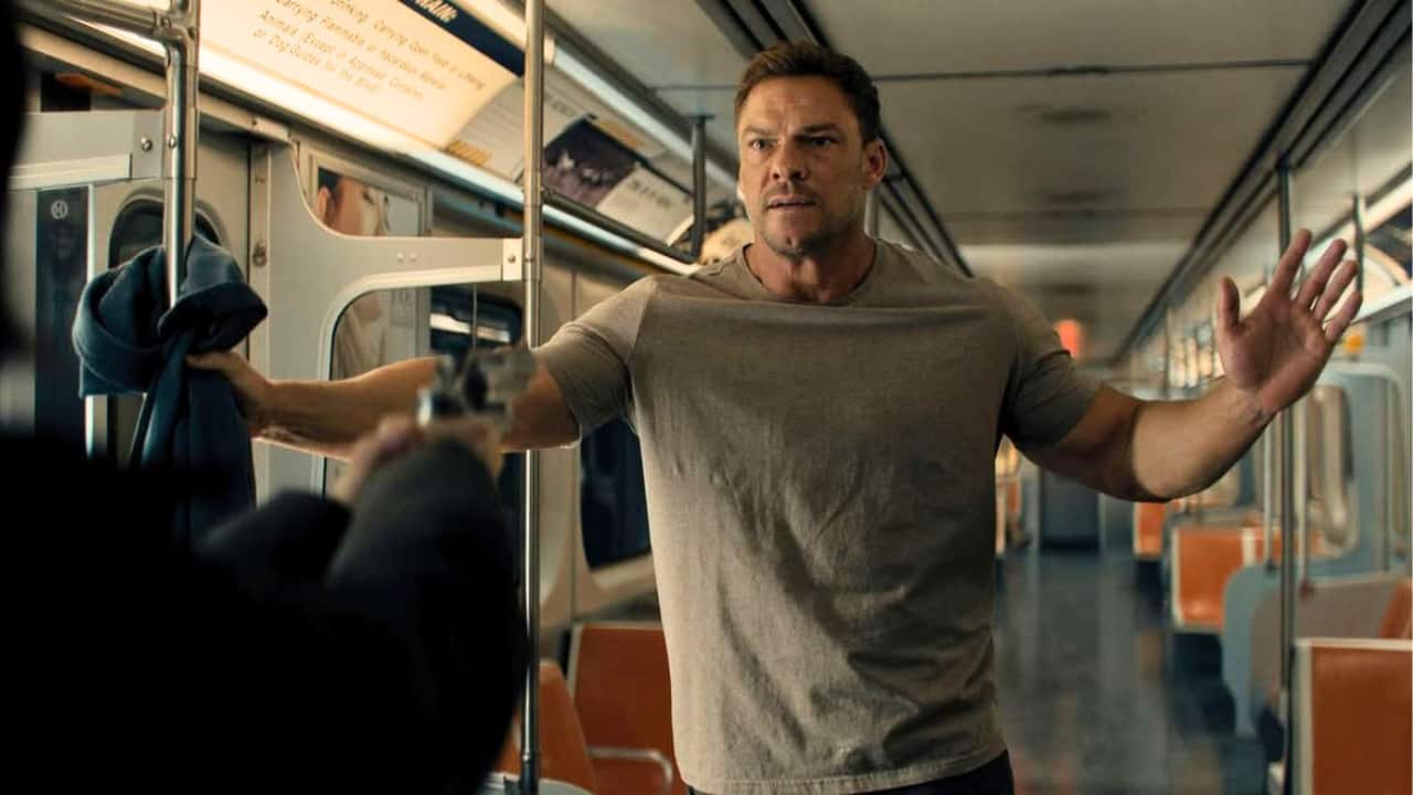 Alan Ritchson Returns in 'Reacher' Season 4