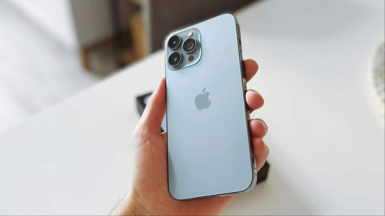Apple told to pay Rs 45,000 to Indian customer after iPhone 15 overheats: Report