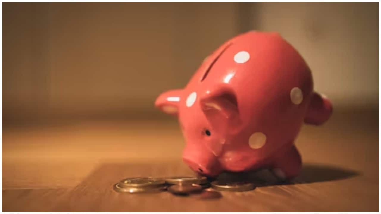 Household savings shift towards markets as stocks, mutual funds close gap with provident funds