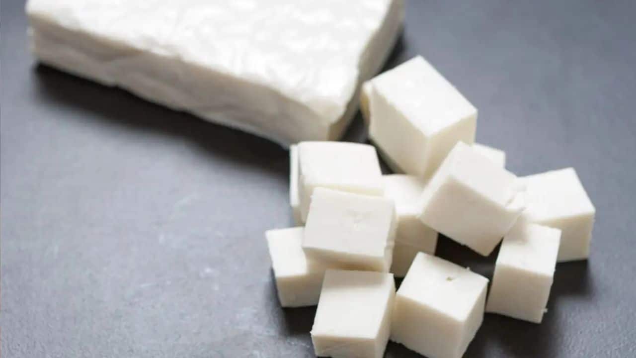 FSSAI Proposes Curbs on Analogue Paneer Sale and Ads