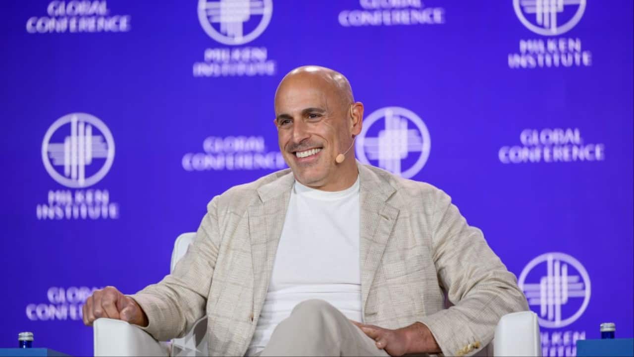 Billionaire founder-CEO uses AI to decide which employees to promote: ‘It’s very objective’