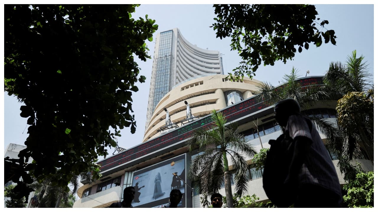 BSE shares fall 3% after NSE announces IPO price band: Should you buy, sell or hold?- Moneycontrol