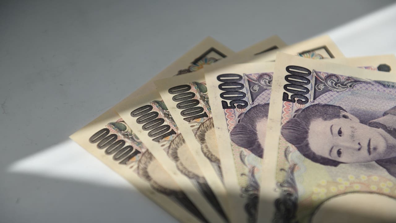 Japanese yen reaches seven-month high against US dollar