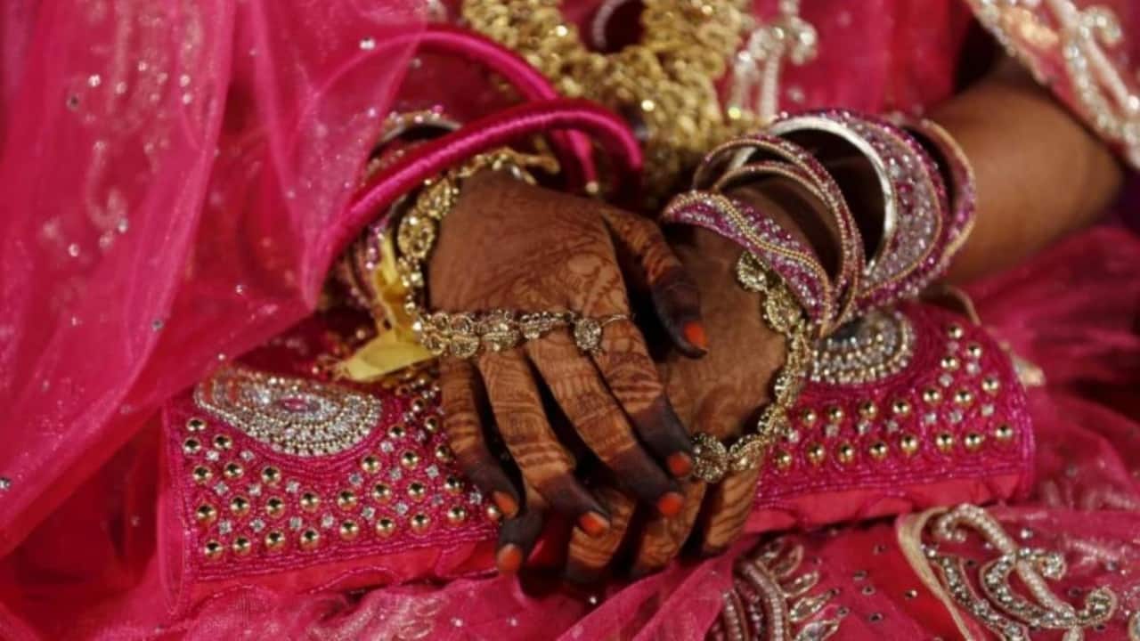 21-year-old Hindu woman in Pakistan, allegedly kidnapped, forced to convert and married, gets court relief to return home; case highlights forced conversion concerns