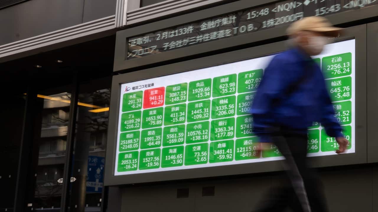 Asian stocks, bonds decline as crude oil advances