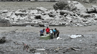 Nepal will begin a $50 million project to drain four high-altitude glacial lakes and reduce the risk of floods after a disaster killed more than 1,400.