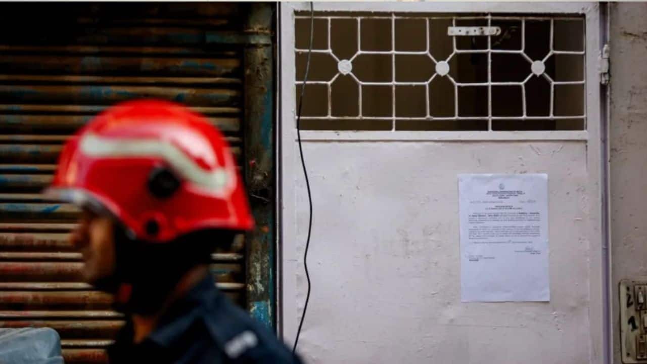 Delhi building collapse: MCD issues vacation notices to ‘dangerous’ buildings near Satya Niketan site