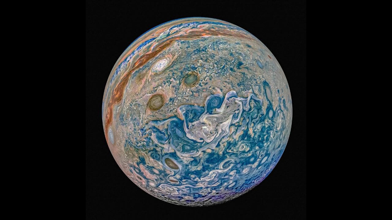 NASA Unveils Stunning Images of All Eight Planets