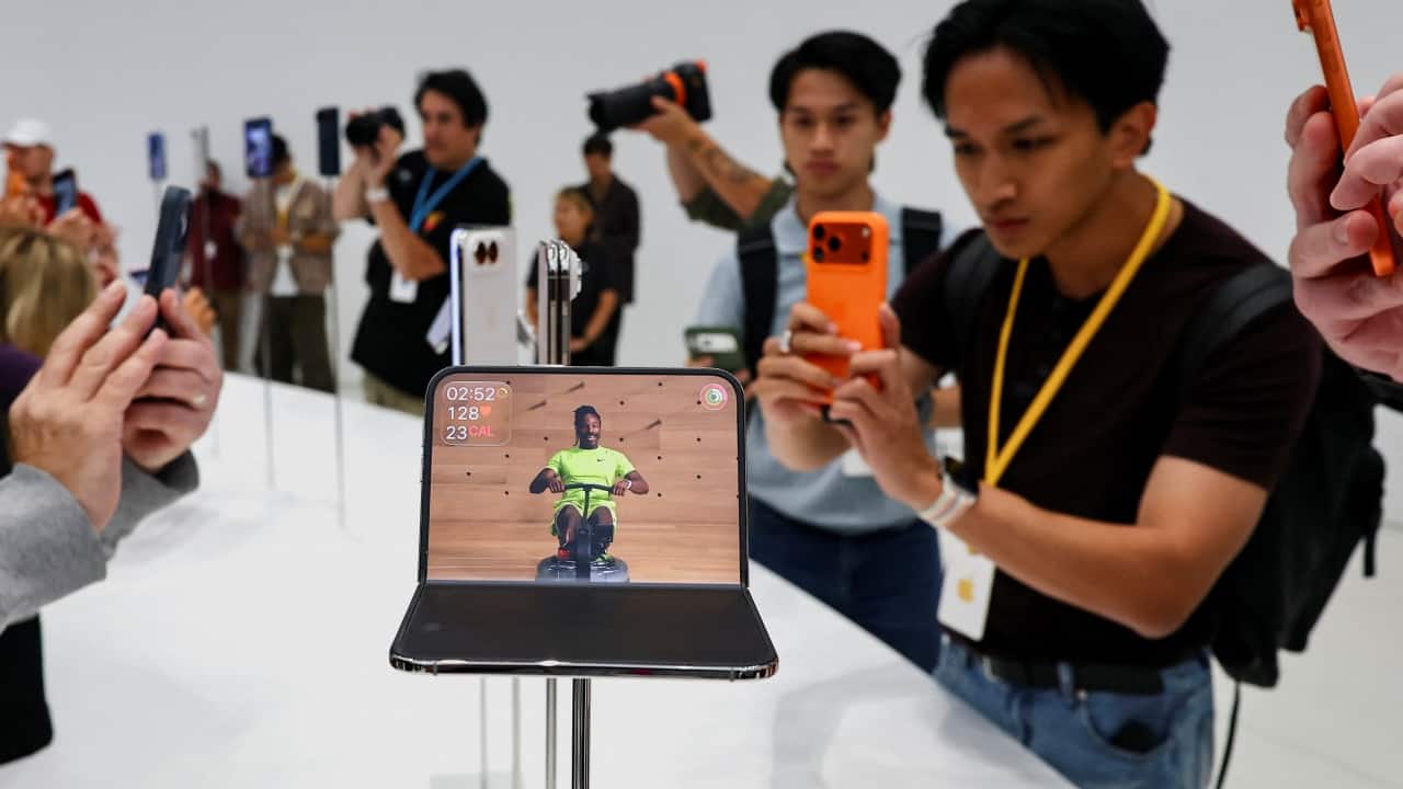 Apple iPhone Duo Release Date Set for October