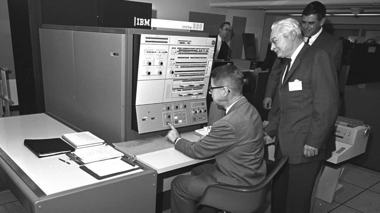 A $5-billion gamble changed IBM’s future: How Thomas Watson Jr. moved the company from punched cards to computing