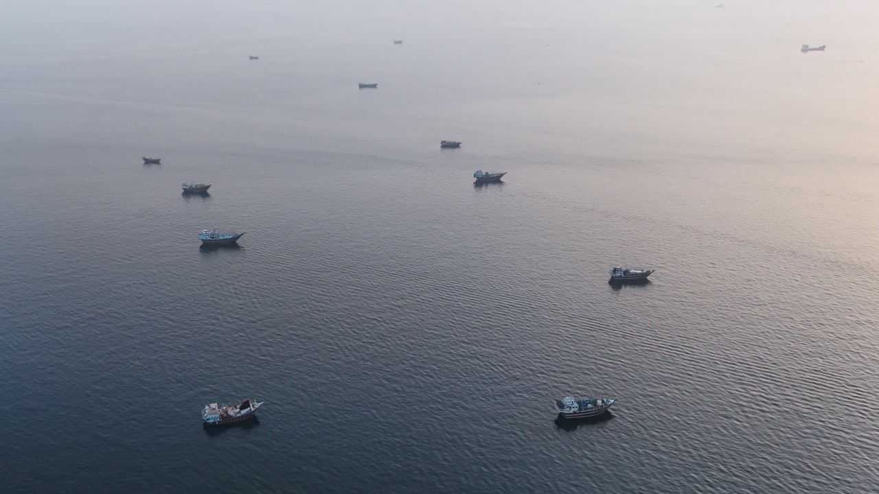 Iran denies offering to reopen Strait of Hormuz within 7 days, rejects reports that briefly sent oil prices lower