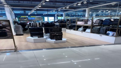 Travellers explain purpose of airport luggage stores after techie's viral question