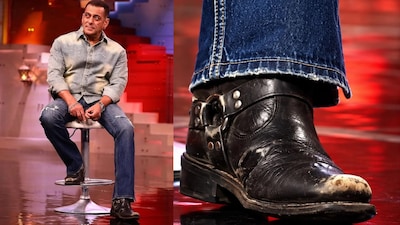 Salman Khan wears torn shoes