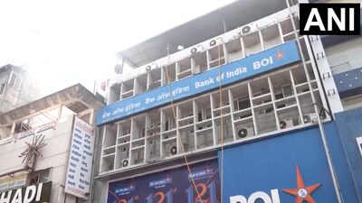 Fire Breaks Out at Bank of India Office in Pune; Seven Tenders Deployed