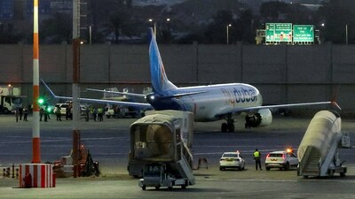 A plane, carrying passengers who were on the FlyDubai aircraft bound for Israel from the United Arab Emirates, which was diverted to Saudi Arabia following an emergency signal, on the tarmac as it arrives at the Ben Gurion International Airport, in Lod, near Tel Aviv, Israel, September 30, 2026. REUTERS/Ammar Awad 