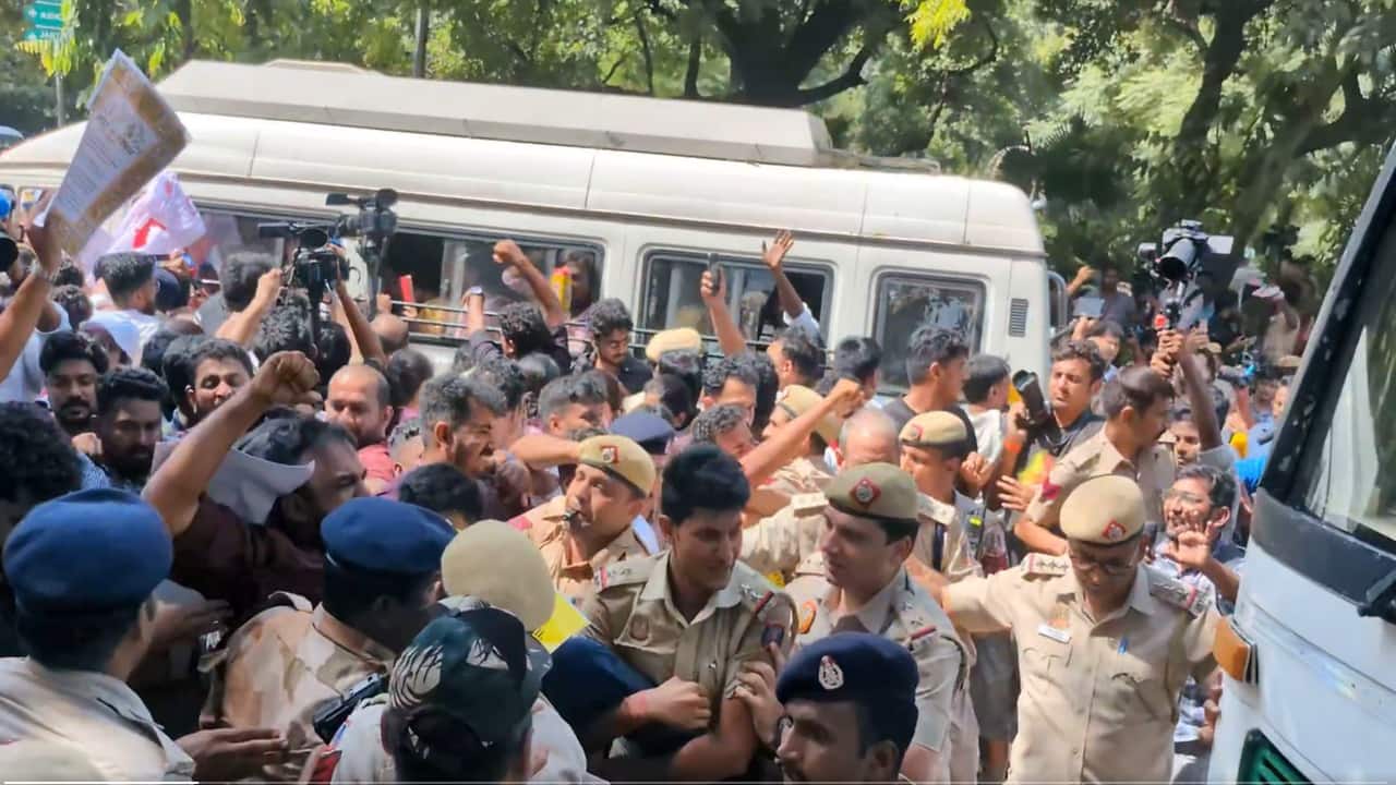 SIR protests erupt across Delhi, Mumbai; over 500 detained in national capital, security tightened