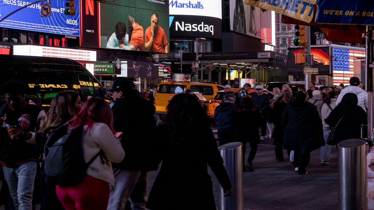 US stock exchanges to launch overnight trading in December