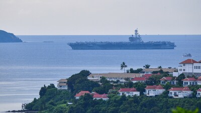 US aircraft carrier George H.W. Bush arrived in Phuket with about 4,800 personnel after six months supporting US operations in the Middle East. (Image: Reuters)
