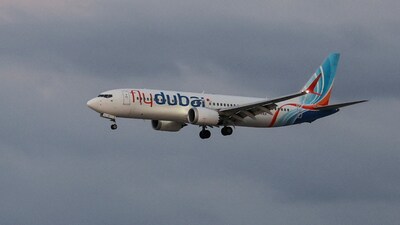 A plane, carrying passengers who were on the FlyDubai aircraft bound for Israel from the United Arab Emirates, which was diverted to Saudi Arabia following an emergency signal, arrives at the Ben Gurion International Airport, in Lod, near Tel Aviv, Israel, September 30, 2026. REUTERS/Ammar Awad