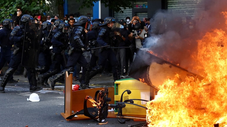 Indians in Italy told to avoid protest sites as France considers ...