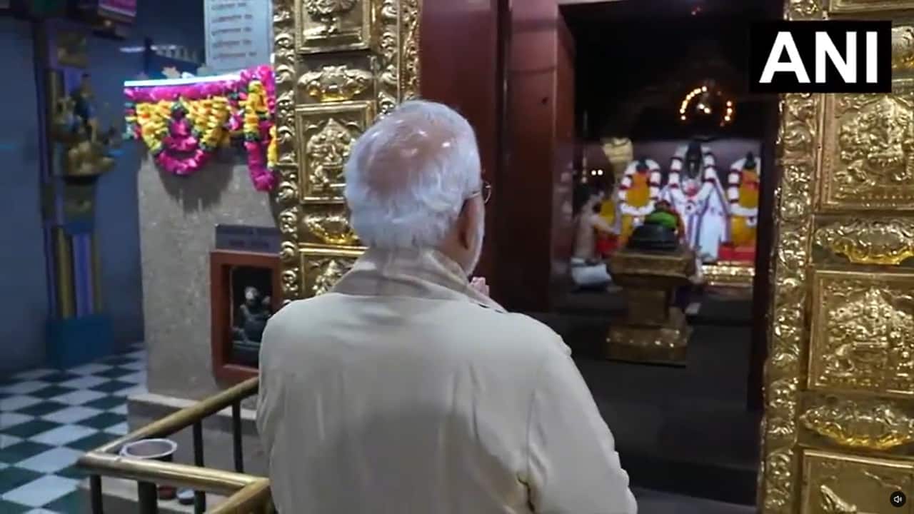 PM Modi completes 25 years as head of government, visits Sri Vinayaka Mandir in Delhi