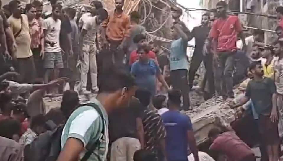 Five-Storey Building Collapses in Delhi's Seemapuri, Several Feared Trapped