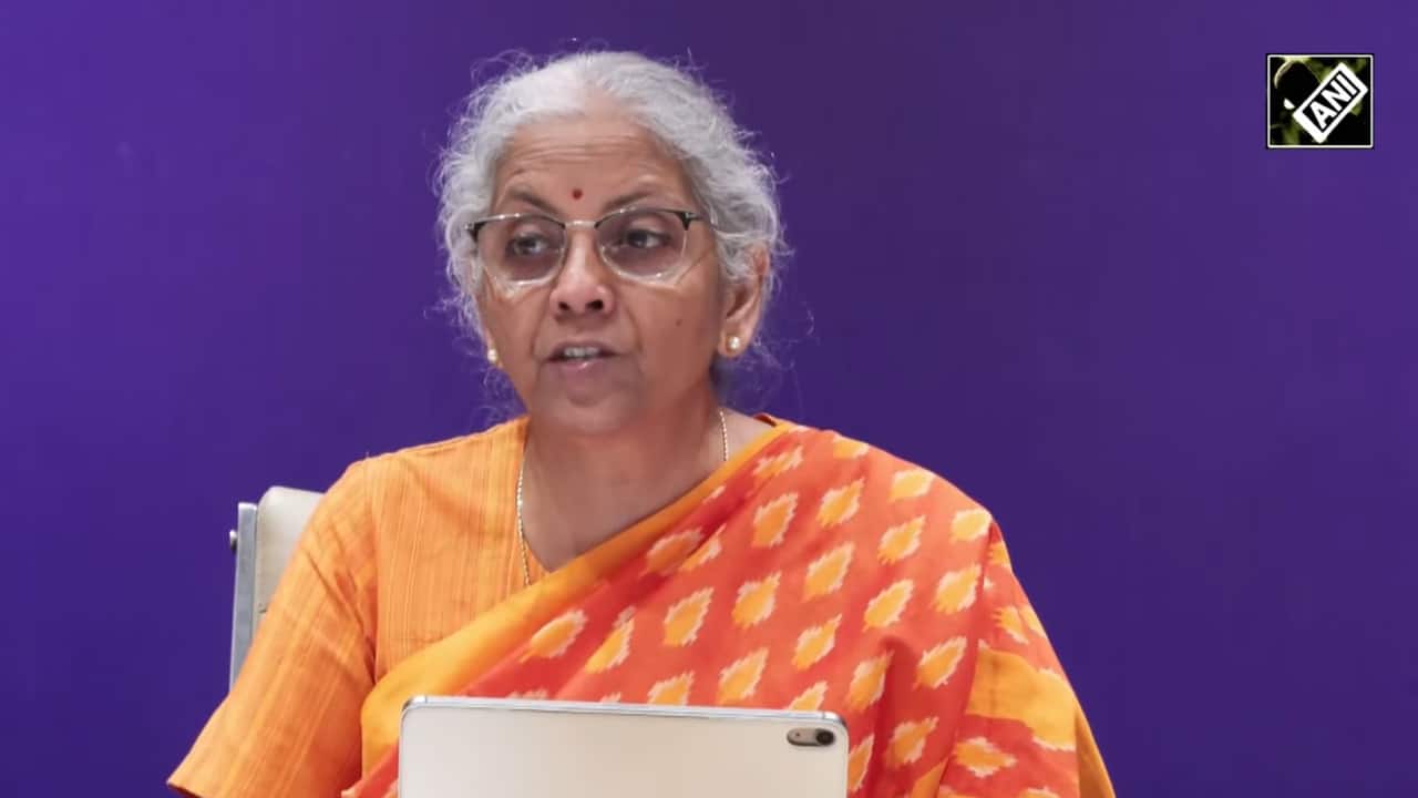 Stakeholders to Decide UPI MDR Rollout, Says Sitharaman
