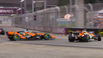 A dramatic final-lap collision turns McLaren’s Singapore sprint into a costly setback. (Image: @extremecarsf1/ X)