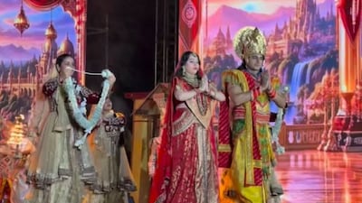 The Anupamaa actor was met with huge applause and cheers as he stunned the audience present there with his portrayal of Lord Ram. 

