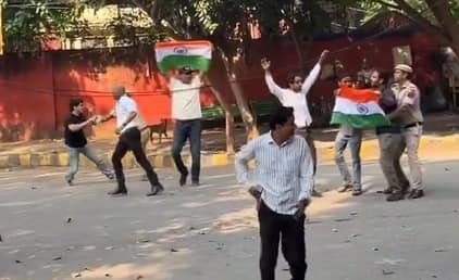 'Obstructed cops, incited others on social media': Delhi Police on why CJP leaders were sent to Tihar