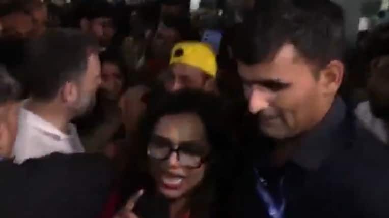 'Nothing wrong, she is alright': Doctor on health of pregnant journalist 'pushed' by Rahul Gandhi