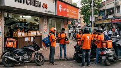 Responding through Swiggy Cares, an account manager stated that the incident occurred due to a 'configuration error' and that the company was attempting to reach Gurpreet Singh to resolve the matter. (AI-generated image)