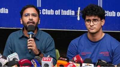 Cockroach Janta Party  leaders Saurav Das and Ashutosh Ranka