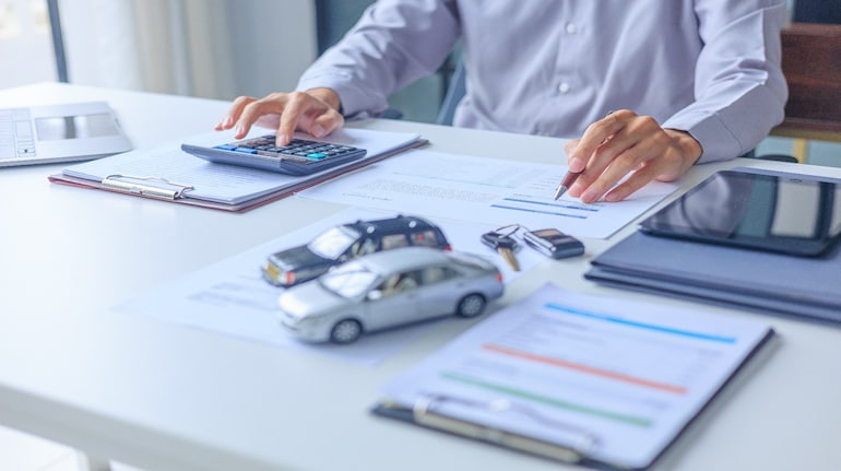 Auto Insurance Cash What Does a High Number of Paid Car Insurance Claims Tell You About an ...