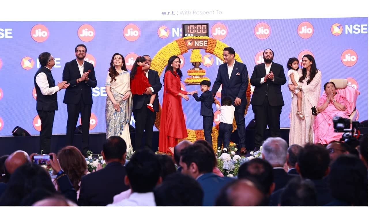 Jio extends gains on listing day, m-cap reaches Rs 13 lakh crore: This analyst sees four growth triggers- Moneycontrol