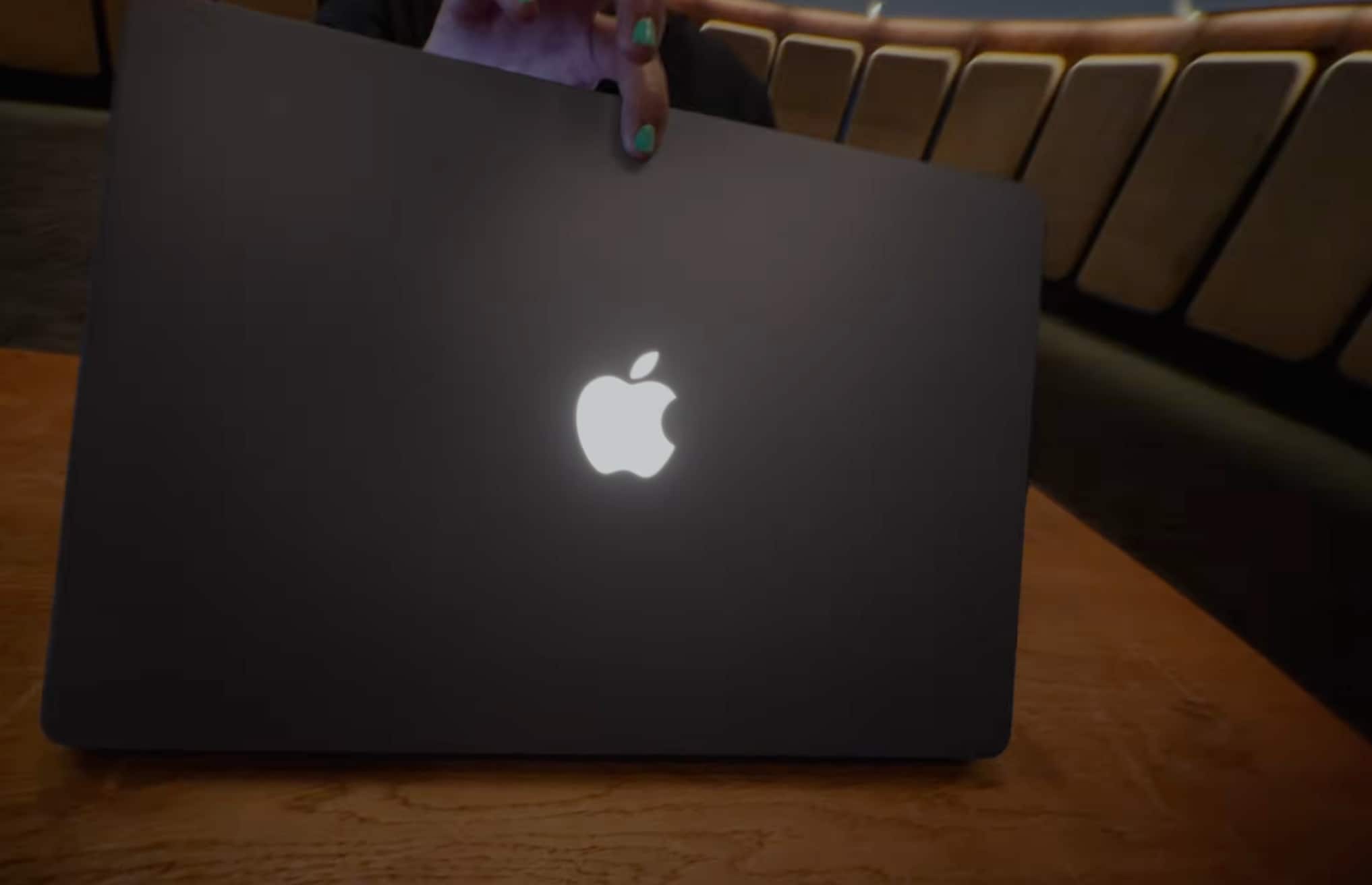 Apple’s first touchscreen MacBook Pro also brings back the glowing Apple logo after 10 years